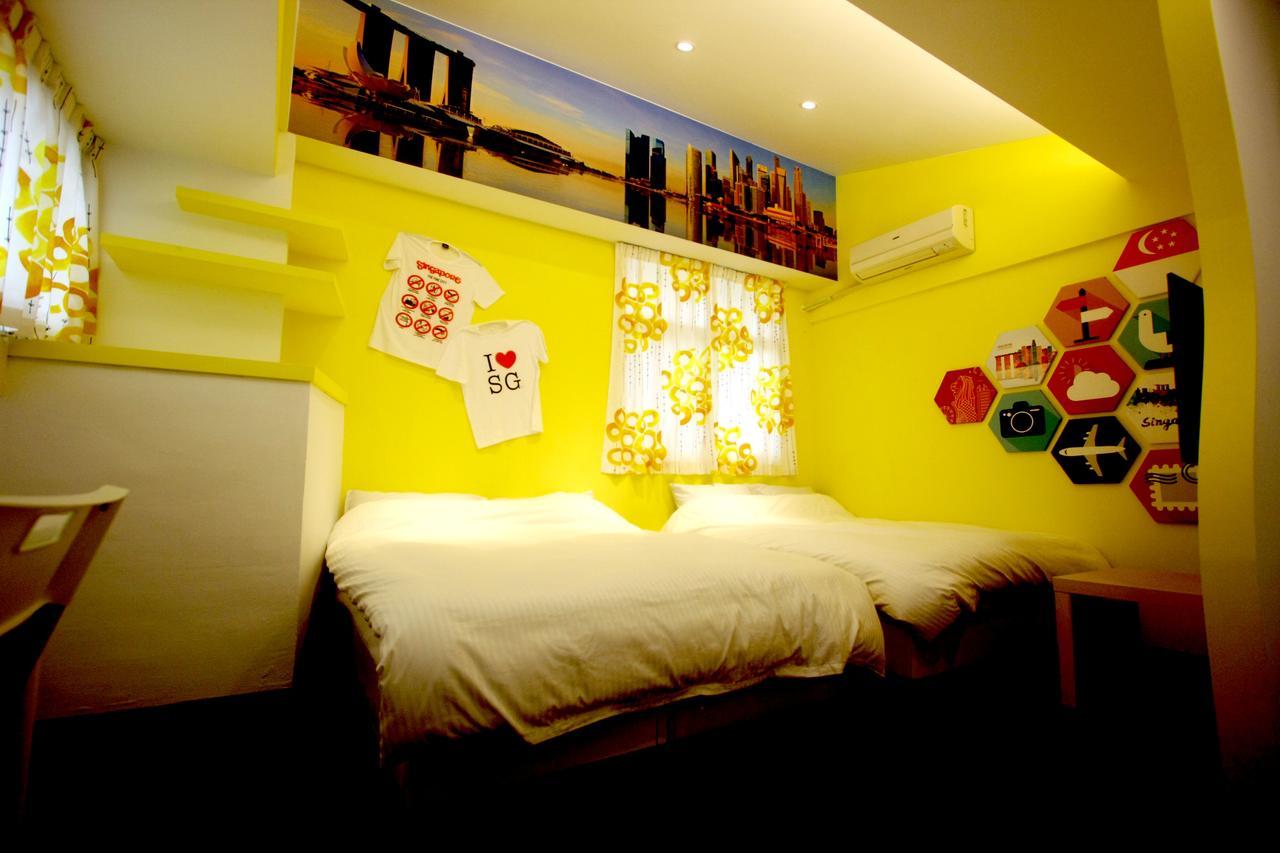 Color House Vandrerhjem Taichung Eksteriør bilde